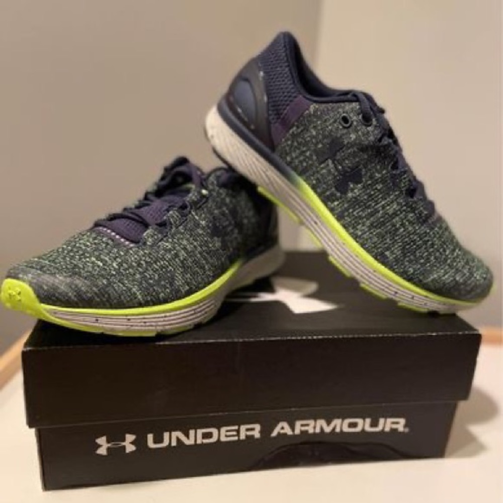 Brand New Youth Under Armour Shoes Size 6.5